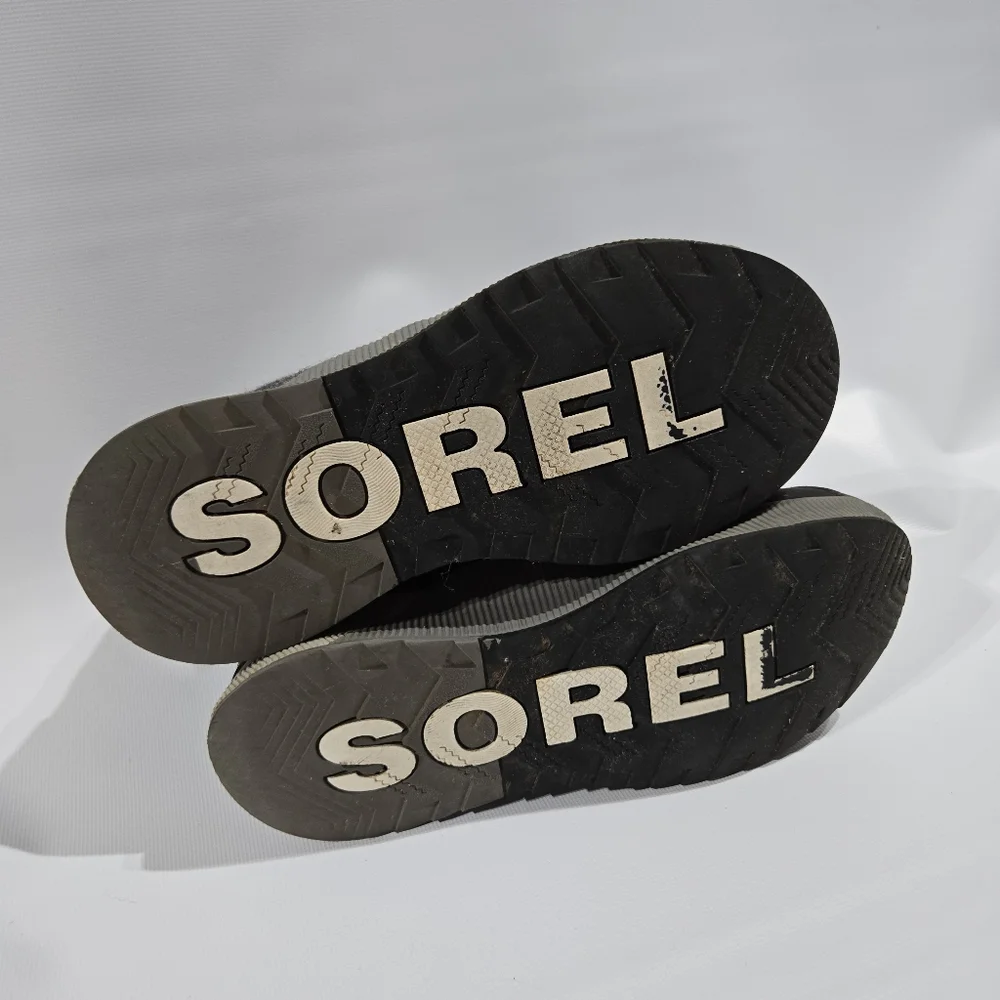 SOREL Out N About III Duck Boot Womens Sz 6.5 EUC!